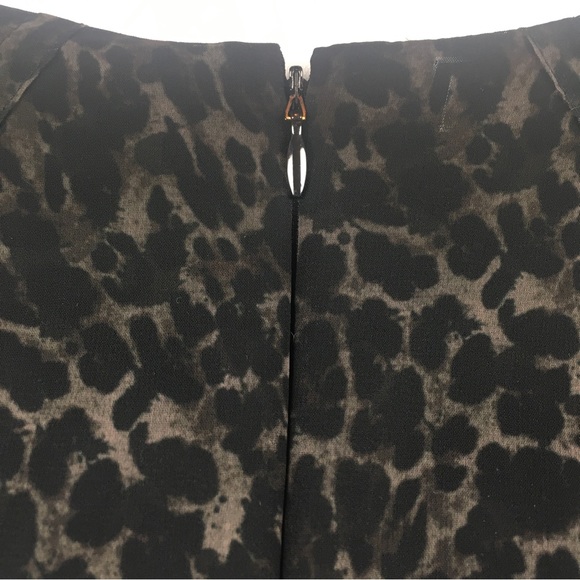 Elie Tahari short sleeve sequin blouse size medium - Picture 7 of 10